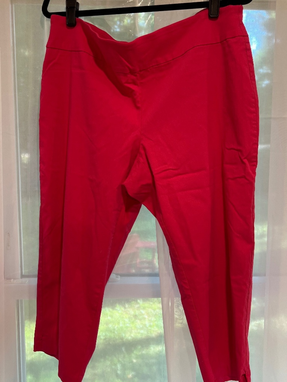 Attyre Women Pants